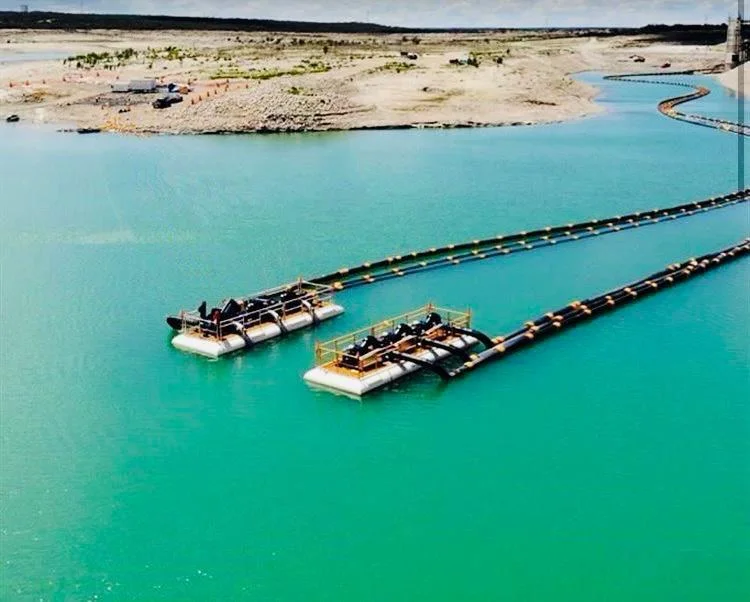 Estación de bombeo flotante en Presa Cerro Prieto — imagen 2